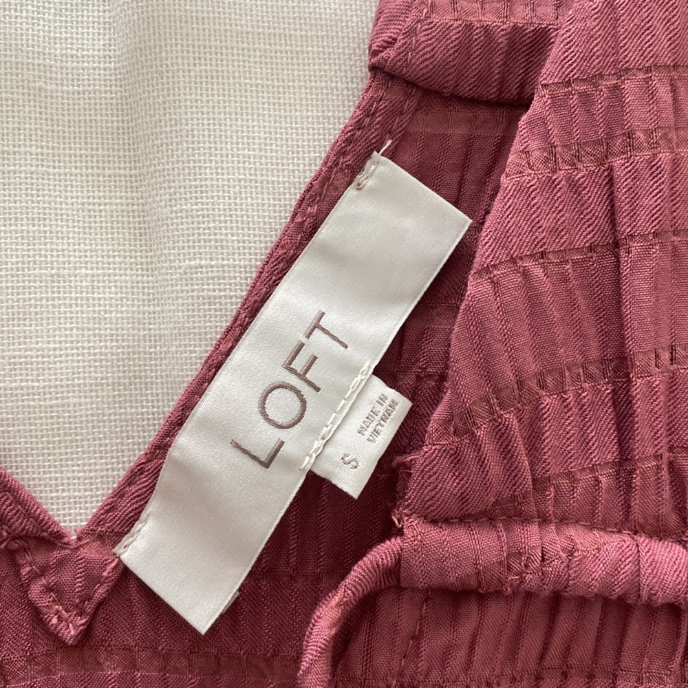 Loft Top - Picture 3 of 3